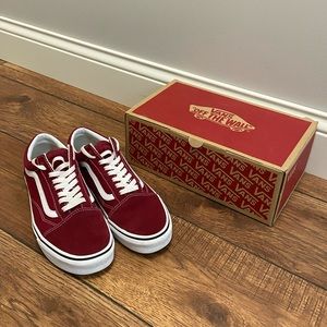 Men’s Maroon Vans